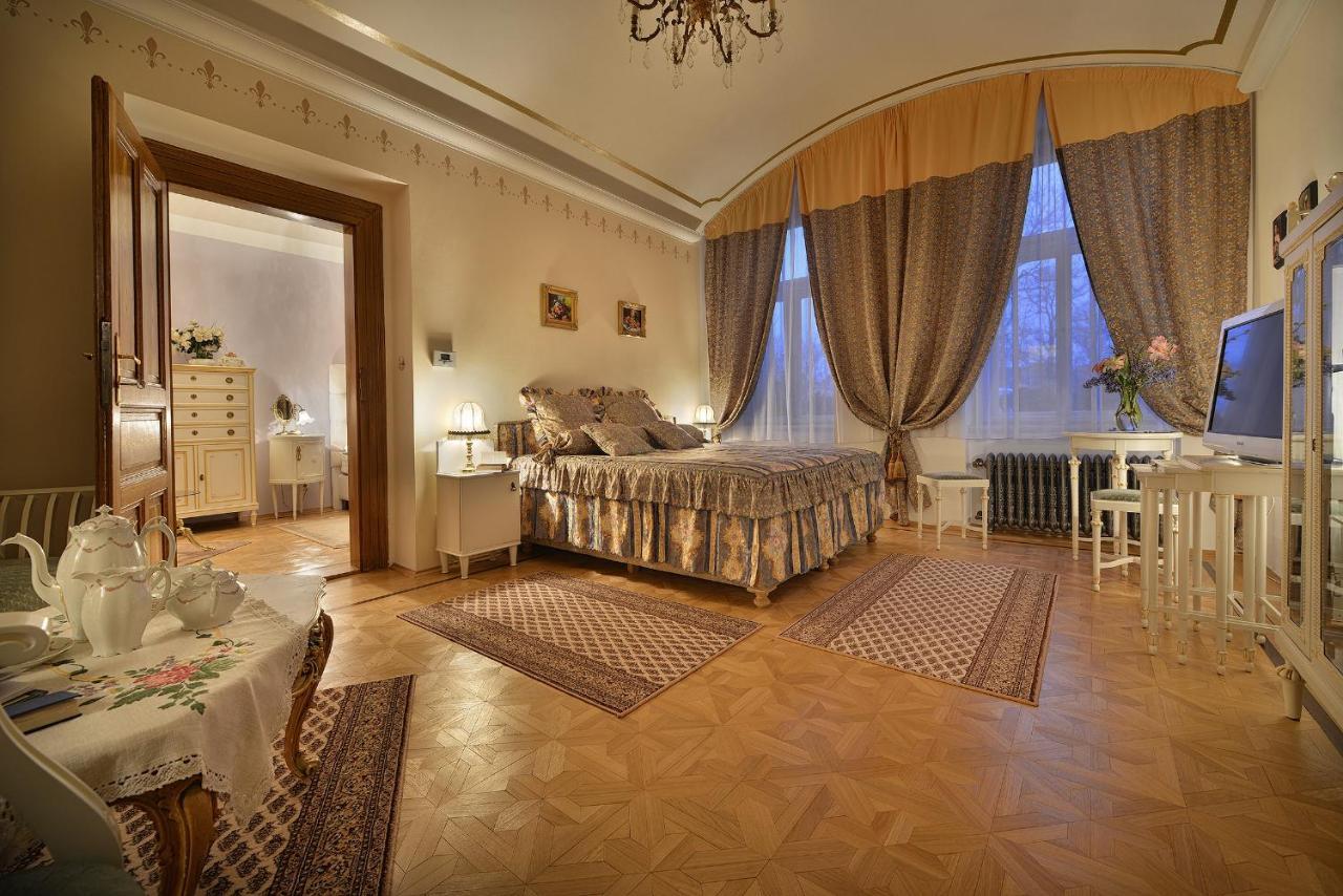 Apartman Dalia Janackovo Nabrezi Prague Ngoại thất bức ảnh