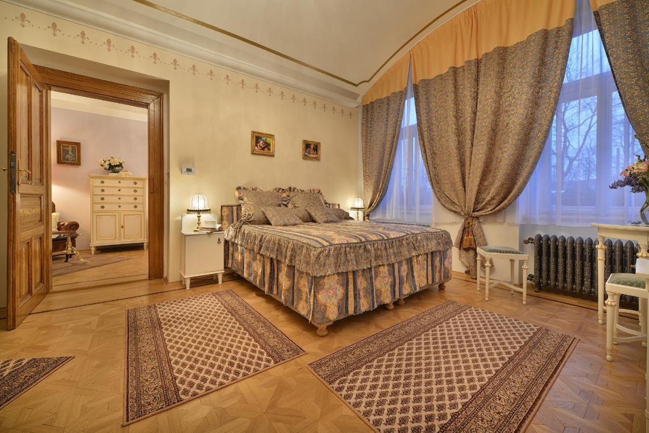 Apartman Dalia Janackovo Nabrezi Prague Ngoại thất bức ảnh