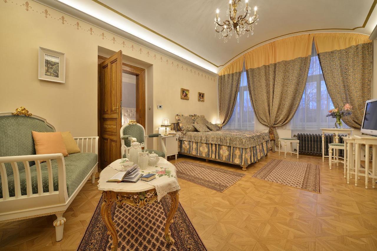 Apartman Dalia Janackovo Nabrezi Prague Ngoại thất bức ảnh