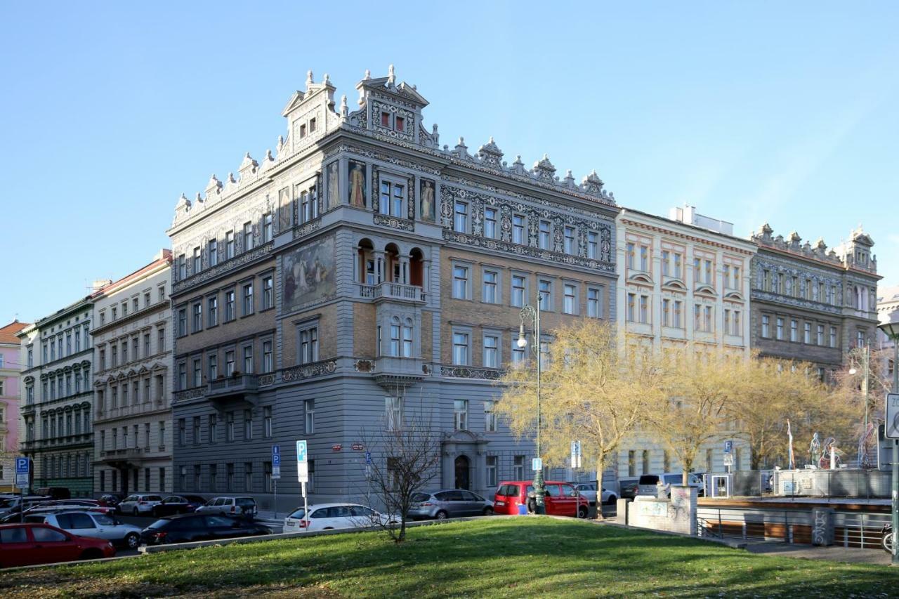 Apartman Dalia Janackovo Nabrezi Prague Ngoại thất bức ảnh